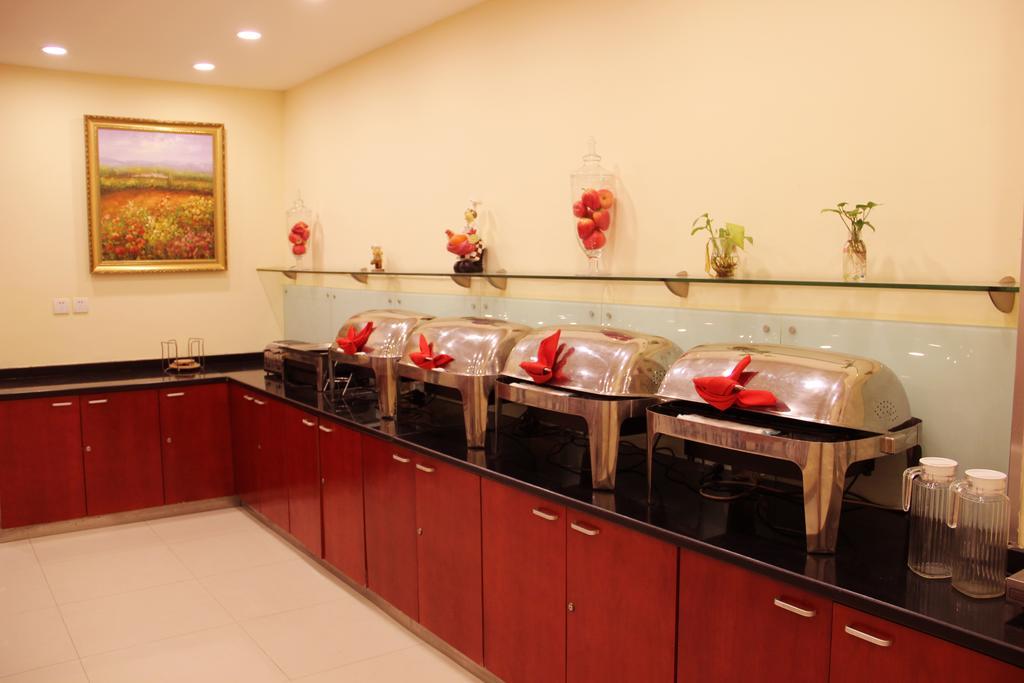 Hanting Express Shanghai Middle Sichuan Road Екстер'єр фото