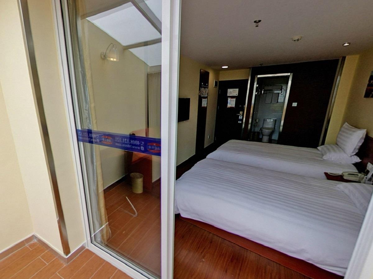 Hanting Express Shanghai Middle Sichuan Road Екстер'єр фото