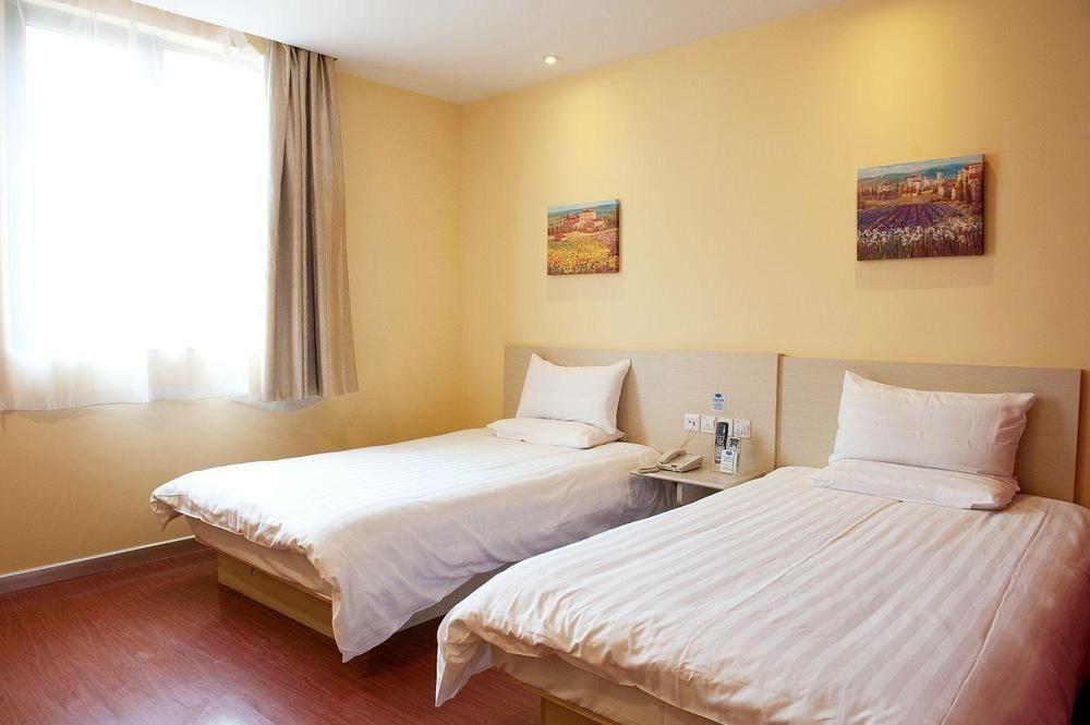 Hanting Express Shanghai Middle Sichuan Road Екстер'єр фото