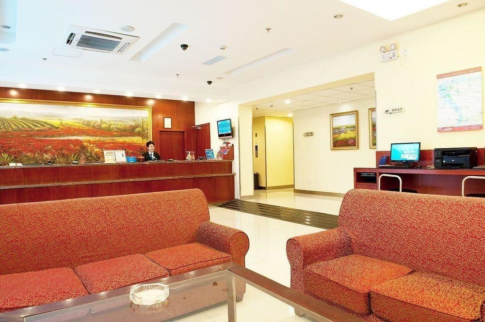 Hanting Express Shanghai Middle Sichuan Road Екстер'єр фото