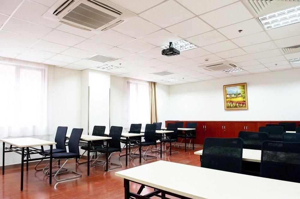 Hanting Express Shanghai Middle Sichuan Road Екстер'єр фото