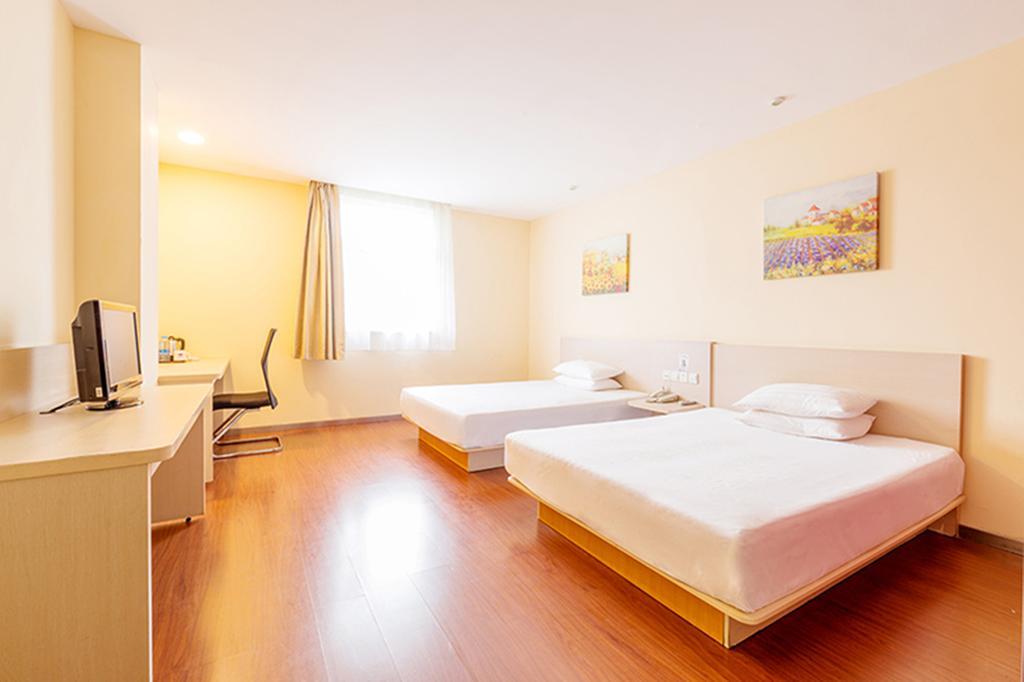 Hanting Express Shanghai Middle Sichuan Road Екстер'єр фото